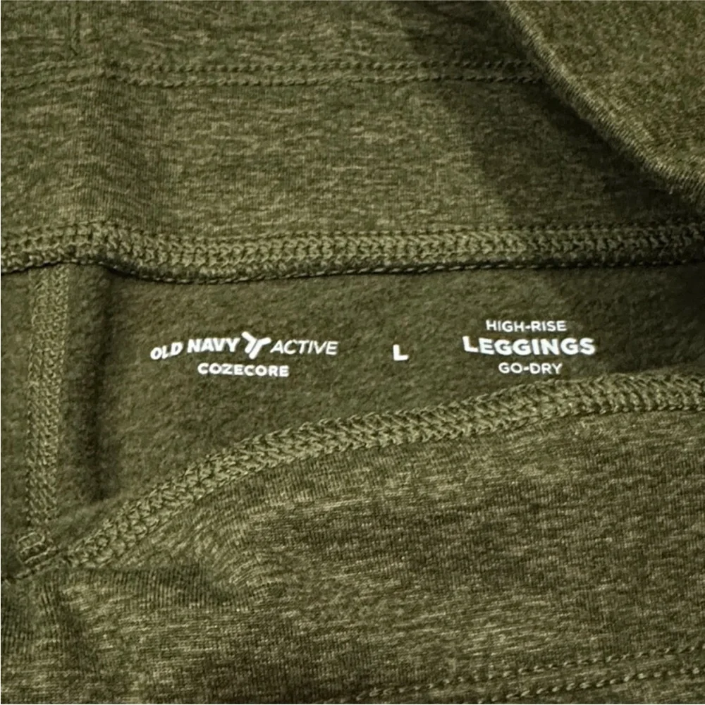 Old Navy Active CozeCore High-Rise
Green Leggings - Picture 2 of 12